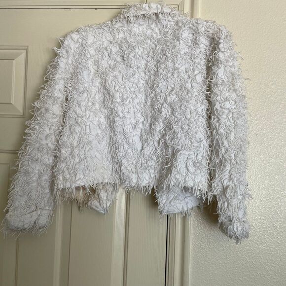 Vintage Classic Style | Timeless Retro Fashion | Unique Collectible Find - Picture 4 of 4